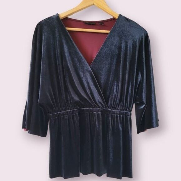 HALOGEN Black Velour Top Sz S Wrap Surplice Raw Hem V Neck Stretch Elastic Waist - Picture 1 of 4